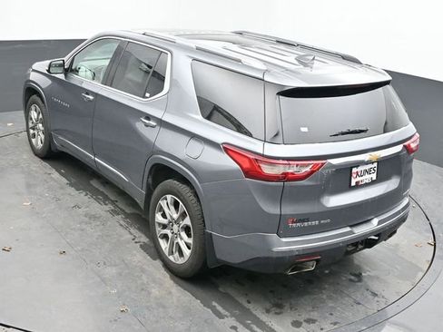 Used 2020 Chevrolet Traverse Premier image 43