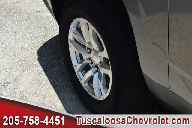 Certified 2024 Chevrolet Suburban LT AWD/4WD image 17