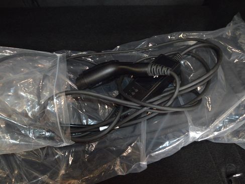 Used 2025 Jeep Wrangler Unlimited Rubicon 4xe w/ Safety Group image 34