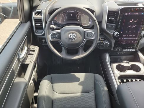 New 2026 RAM 1500 4x4 Crew Cab image 17