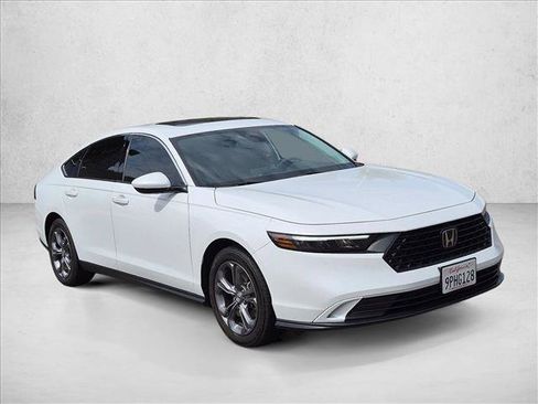 Used 2024 Honda Accord EX image 3