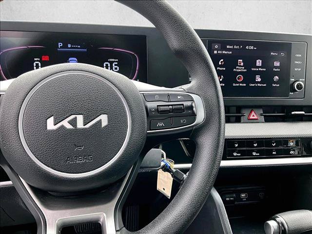 Used 2024 Kia Sportage LX FWD image 21