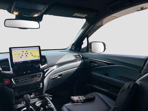 Used 2017 Honda Ridgeline Black Edition image 25