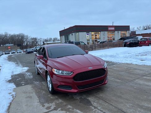 Used 2014 Ford Fusion SE image 12
