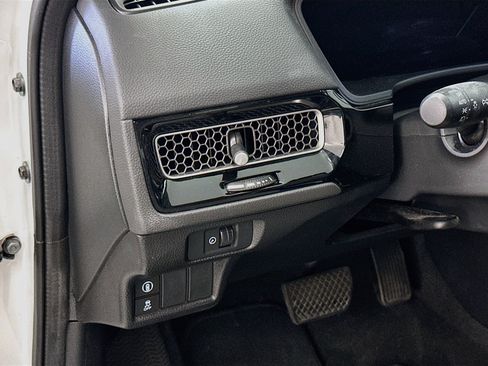 Used 2023 Honda Civic EX image 17