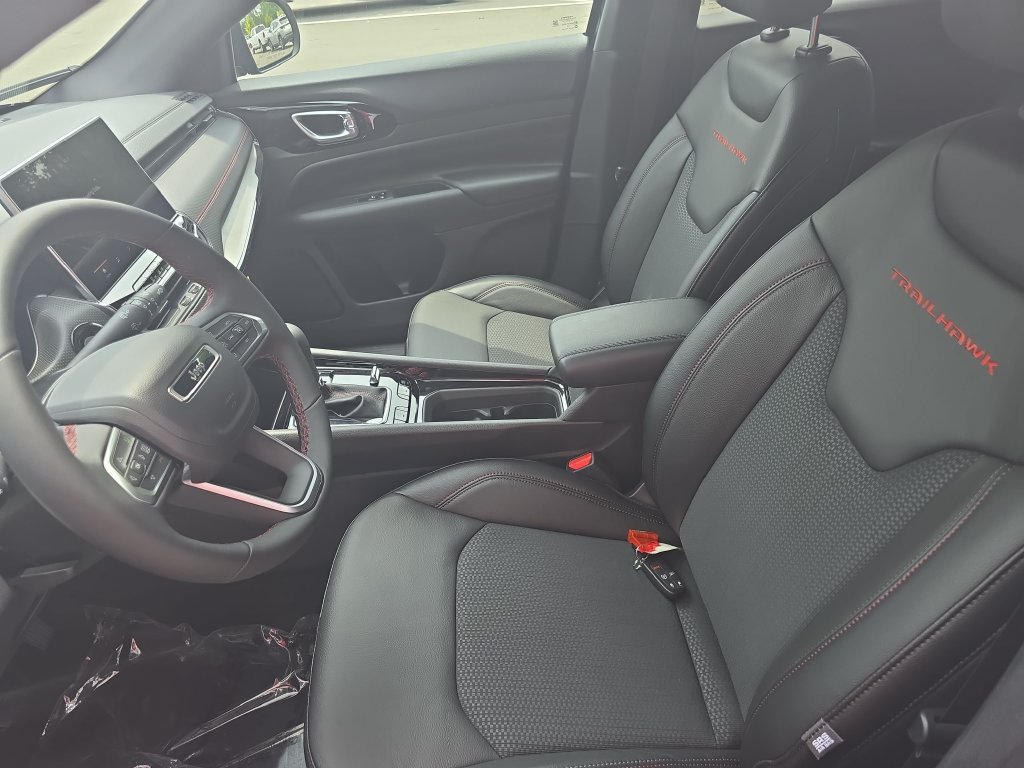 New 2026 Jeep Compass Trailhawk AWD/4WD image 15