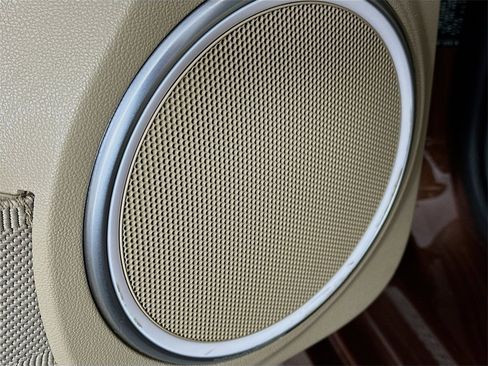 Used 2017 Volkswagen Beetle 1.8T SEL image 22