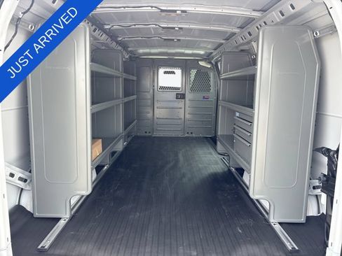 New 2026 Chevrolet Express 3500 Extended w/ Driver Convenience Package RWD image 21