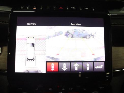 Used 2023 Jeep Grand Cherokee Summit AWD/4WD image 36