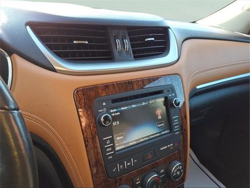 Used 2013 Chevrolet Traverse LT w/ All-Star Edition image 16