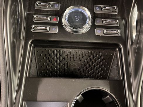 New 2026 Lincoln Nautilus Premier image 16