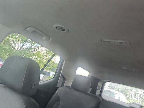 Used 2020 Chevrolet Traverse LS FWD image 12