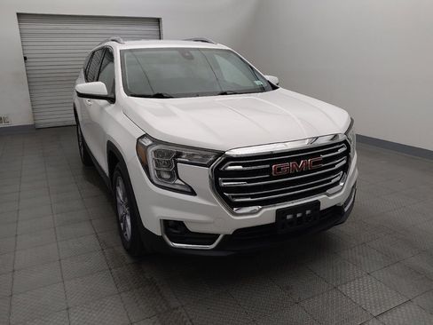 Used 2024 GMC Terrain SLT FWD image 14
