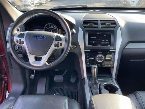 Used 2014 Ford Explorer Sport w/ Equipment Group 401A AWD/4WD image 13