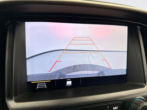 Used 2021 Chevrolet Colorado Z71 w/ Safety Package image 15