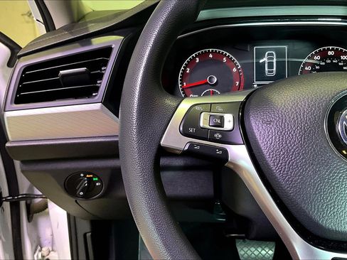 Used 2019 Volkswagen Jetta S FWD image 11