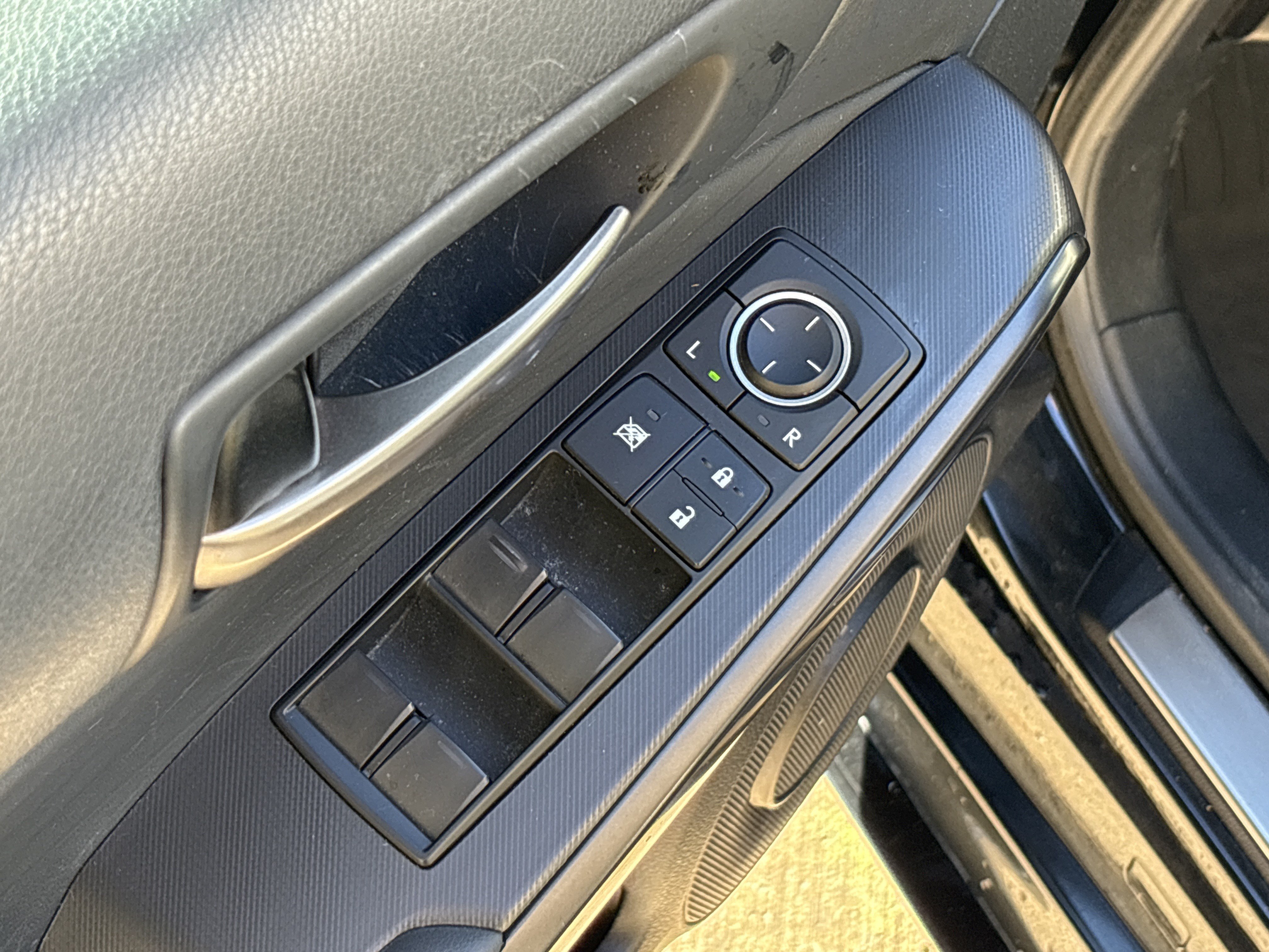 Used 2021 Lexus IS 350 F Sport AWD/4WD image 15