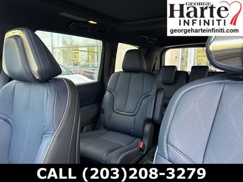 New 2026 INFINITI QX80 4WD w/ Sport Exterior Package image 27