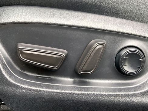 Used 2018 Toyota Camry XSE w/ Audio Package FWD image 34