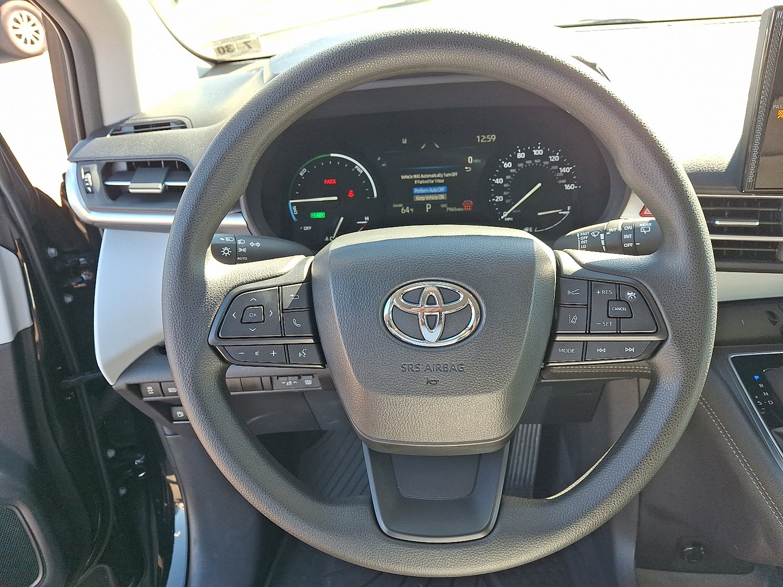 Certified 2025 Toyota Sienna LE AWD/4WD image 19