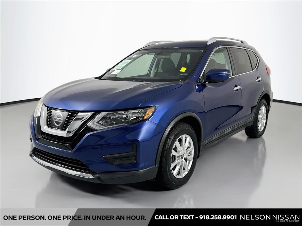 Certified 2017 Nissan Rogue SV w/ SV Premium Package FWD image 1