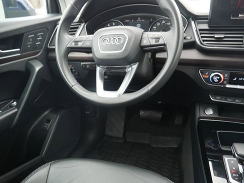 Certified 2023 Audi Q5 2.0T Premium w/ Convenience Package image 41