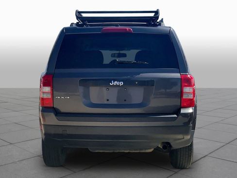 Used 2017 Jeep Patriot Sport AWD/4WD image 5