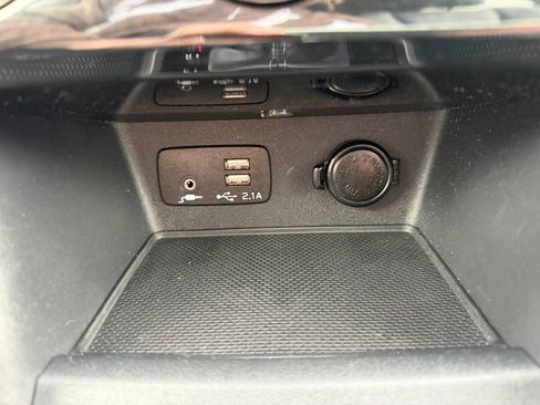 Used 2024 Subaru Forester Limited image 27