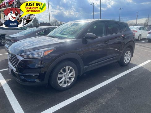 Used 2020 Hyundai Tucson SE image 1