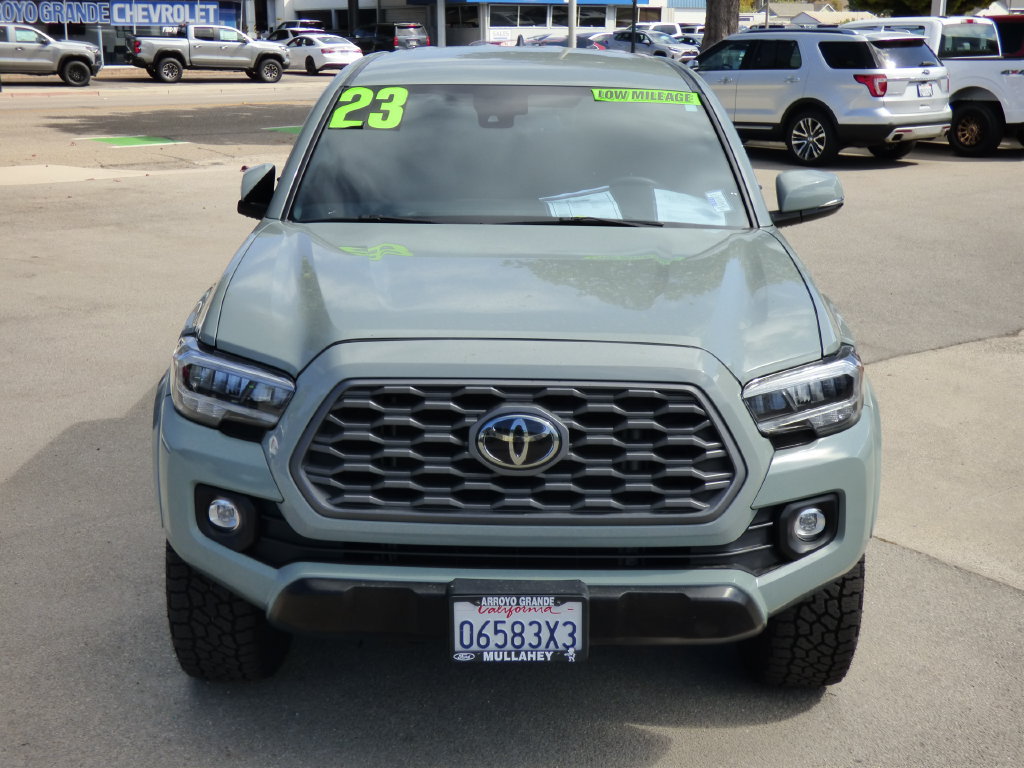 Used 2023 Toyota Tacoma TRD Off-Road AWD/4WD image 8