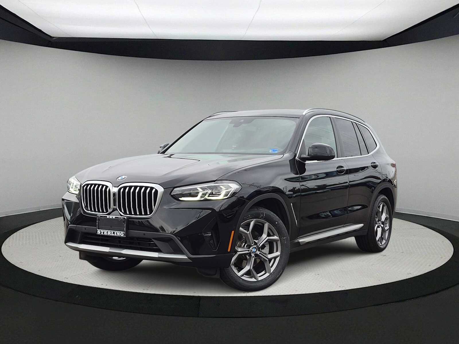 Used 2024 BMW X3 xDrive30i w/ Premium Package AWD/4WD image 1