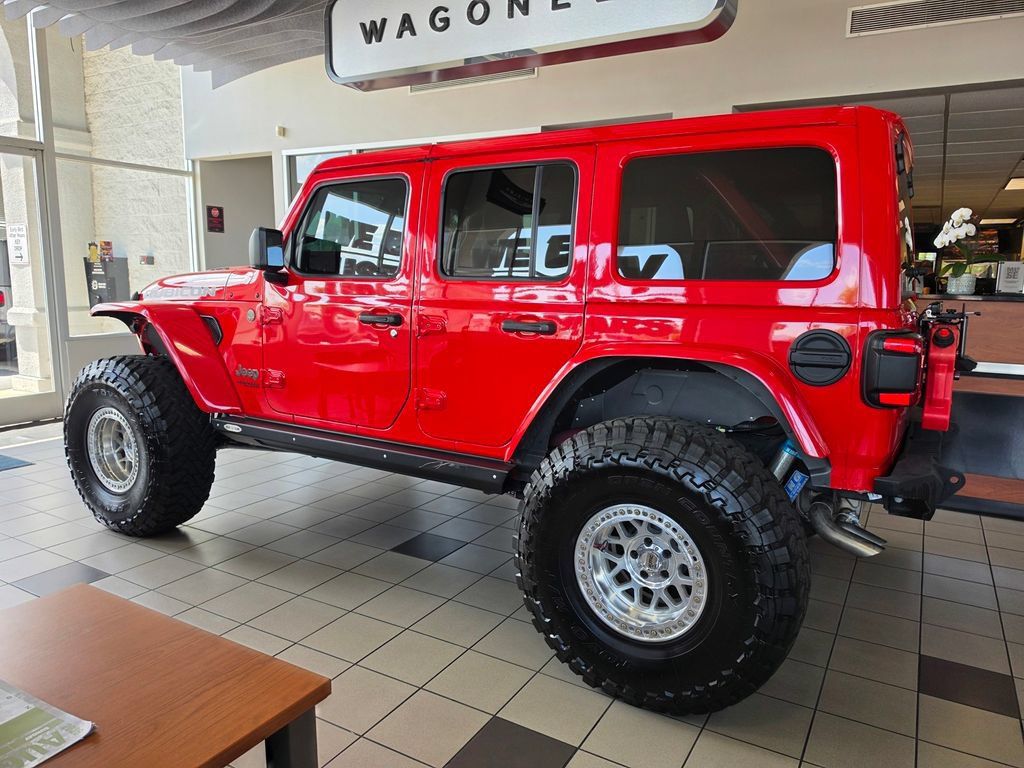 Used 2022 Jeep Wrangler Unlimited Rubicon AWD/4WD image 6