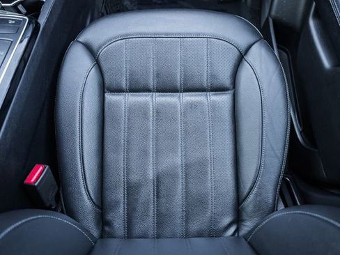 Used 2018 Mercedes-Benz GLE 350 4MATIC image 32