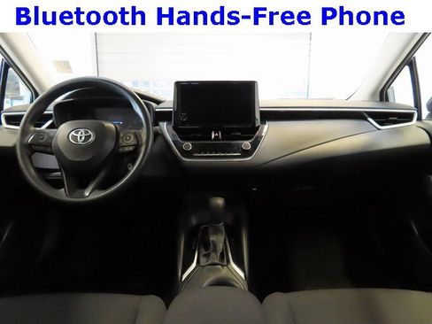 Used 2024 Toyota Corolla LE image 7