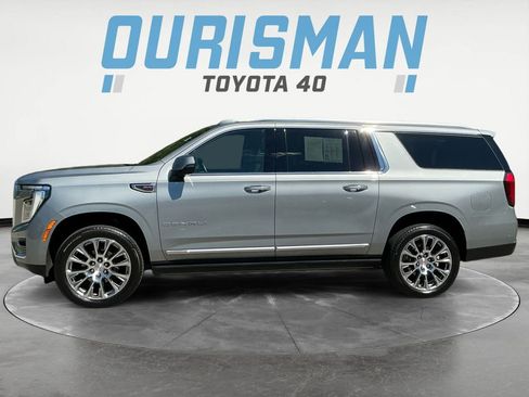 Used 2025 GMC Yukon XL Denali w/ Sun & Power Step Package AWD/4WD image 4