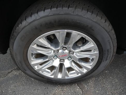 Used 2022 GMC Yukon Denali AWD/4WD image 13