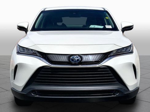 Used 2021 Toyota Venza LE w/ Carpet Mat Package (TMS) image 4