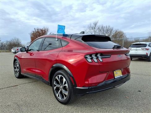 Certified 2021 Ford Mustang Mach-E Premium image 8