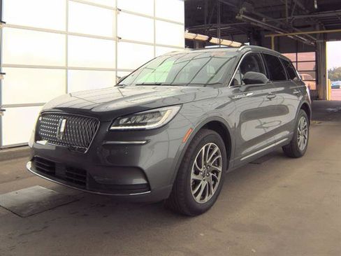Used 2022 Lincoln Corsair AWD w/ Equipment Group 101A image 2