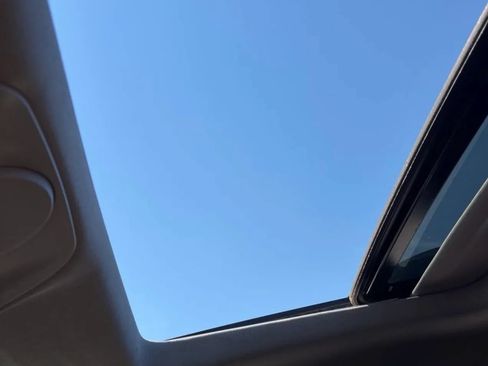Used 2017 GMC Terrain SLT AWD/4WD image 13