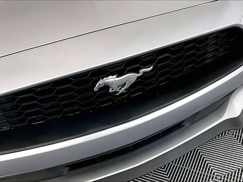 Used 2021 Ford Mustang Premium RWD image 30