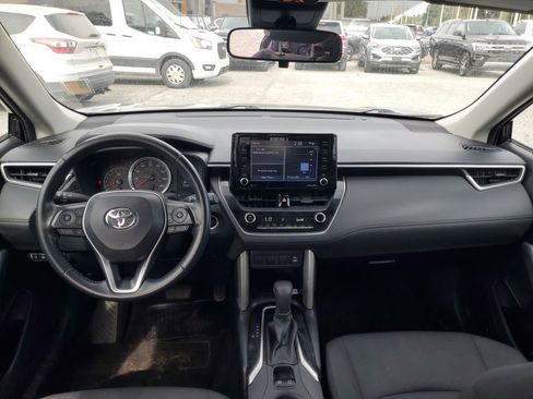 Used 2022 Toyota Corolla Cross LE image 25
