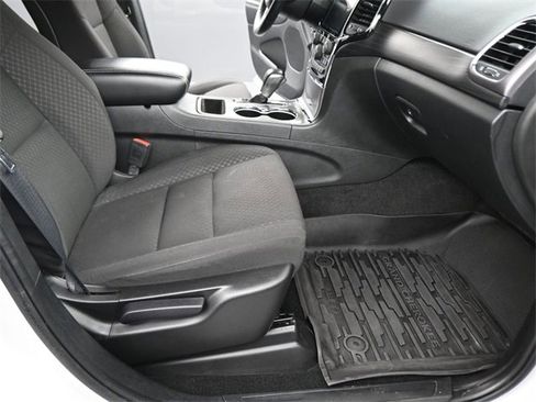 Used 2021 Jeep Grand Cherokee Freedom Edition image 35