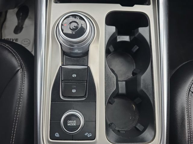 Used 2022 Ford Explorer XLT w/ Equipment Group 202A AWD/4WD image 33