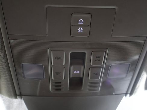 Used 2020 Volkswagen Atlas SEL R-Line image 43