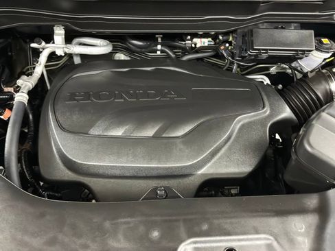 Used 2025 Honda Passport EX-L image 36