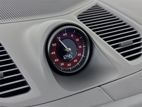 New 2026 Porsche Cayenne GTS image 19