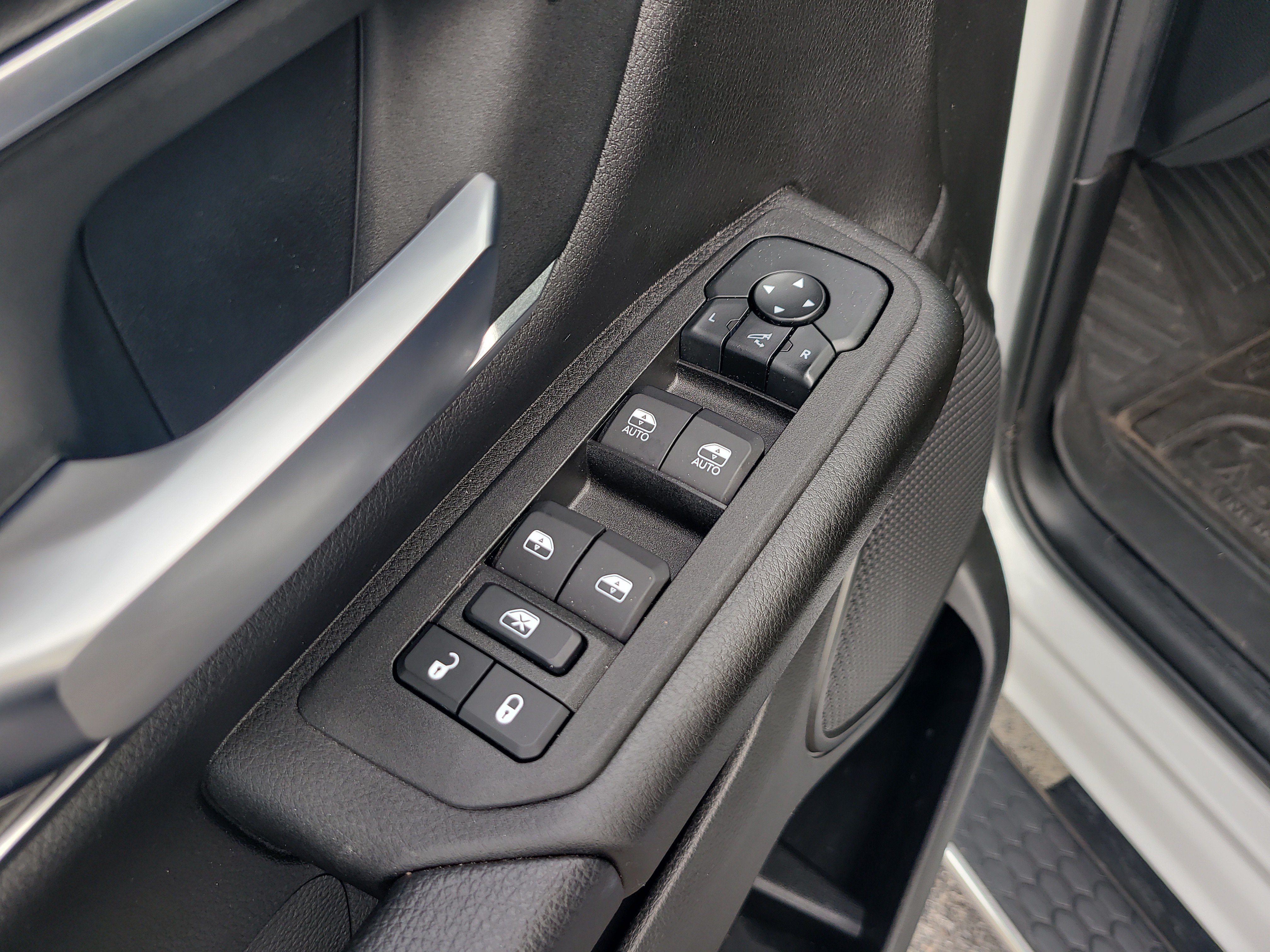 Used 2026 RAM 1500 Big Horn AWD/4WD image 17