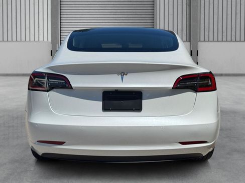 Used 2022 Tesla Model 3 Long Range AWD/4WD image 10