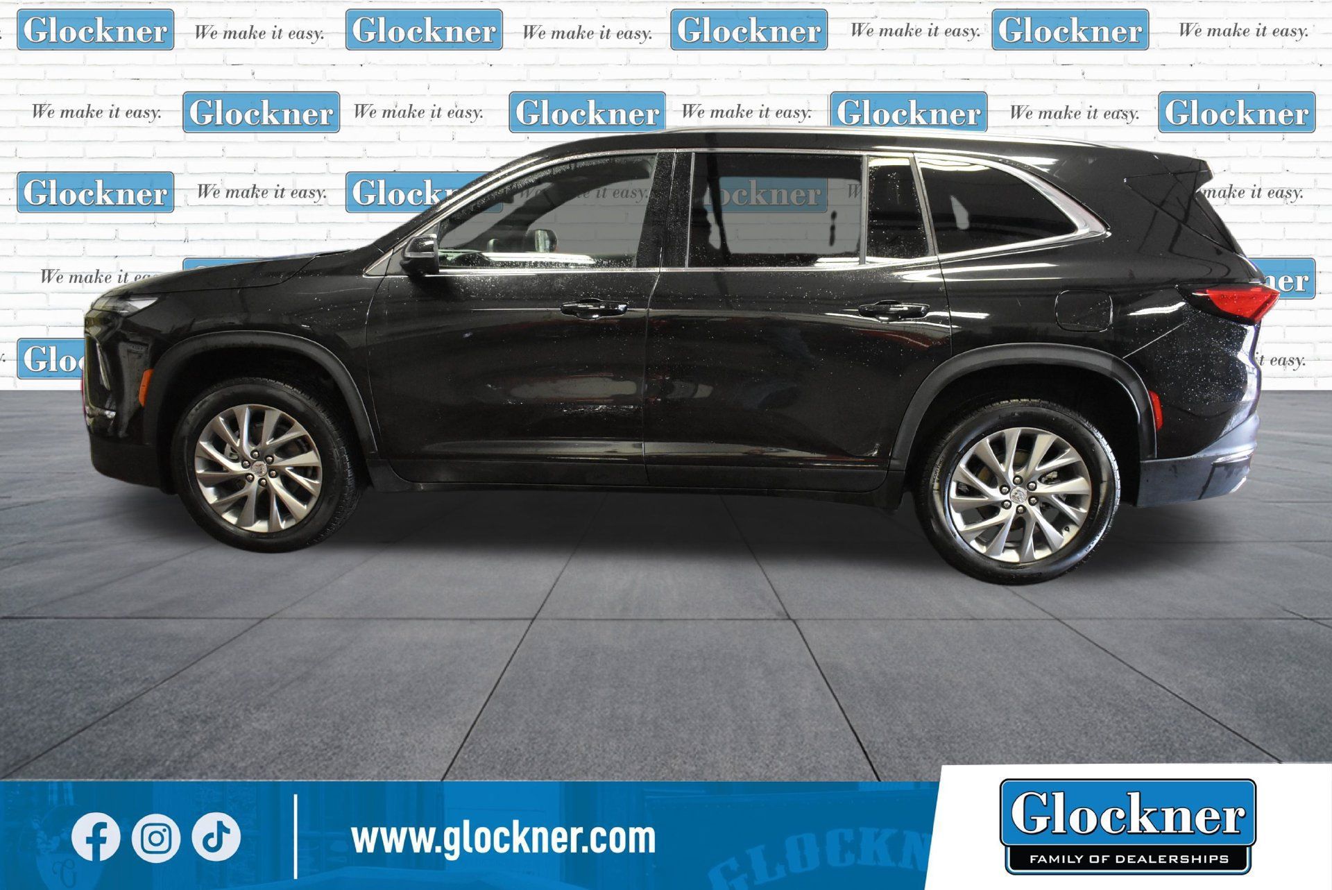 Used 2026 Buick Enclave Preferred w/ Power Package FWD image 12